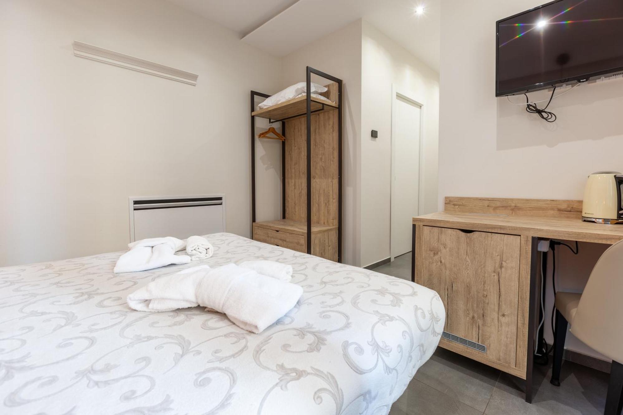 Oneira Rooms 阿格里真托 外观 照片
